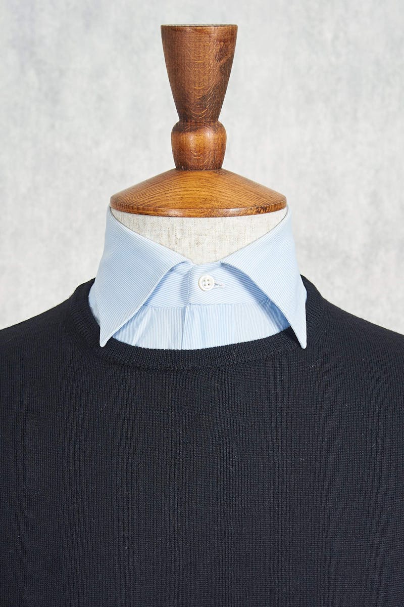 Ascot Chang Black Extra-Fine Merino Wool Round Neck Sweater